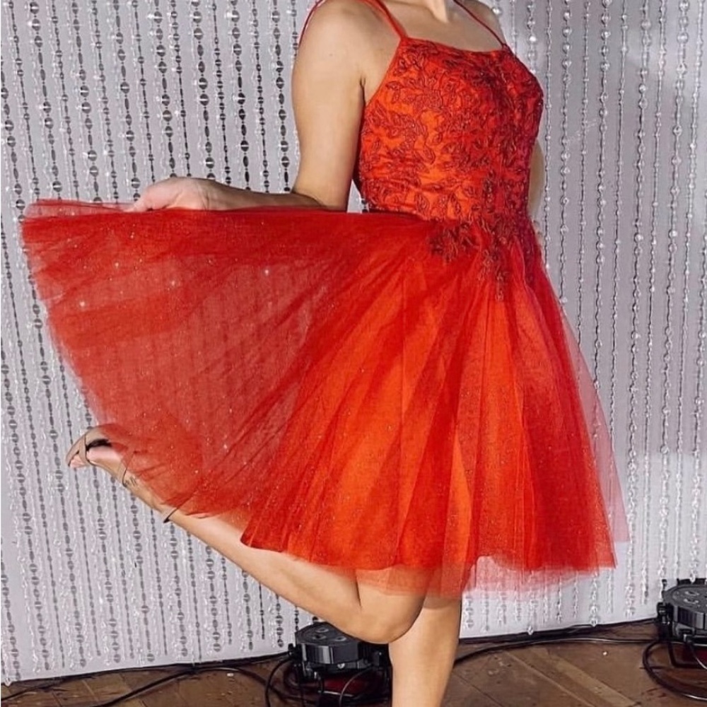 Elegant Red Midi Dress